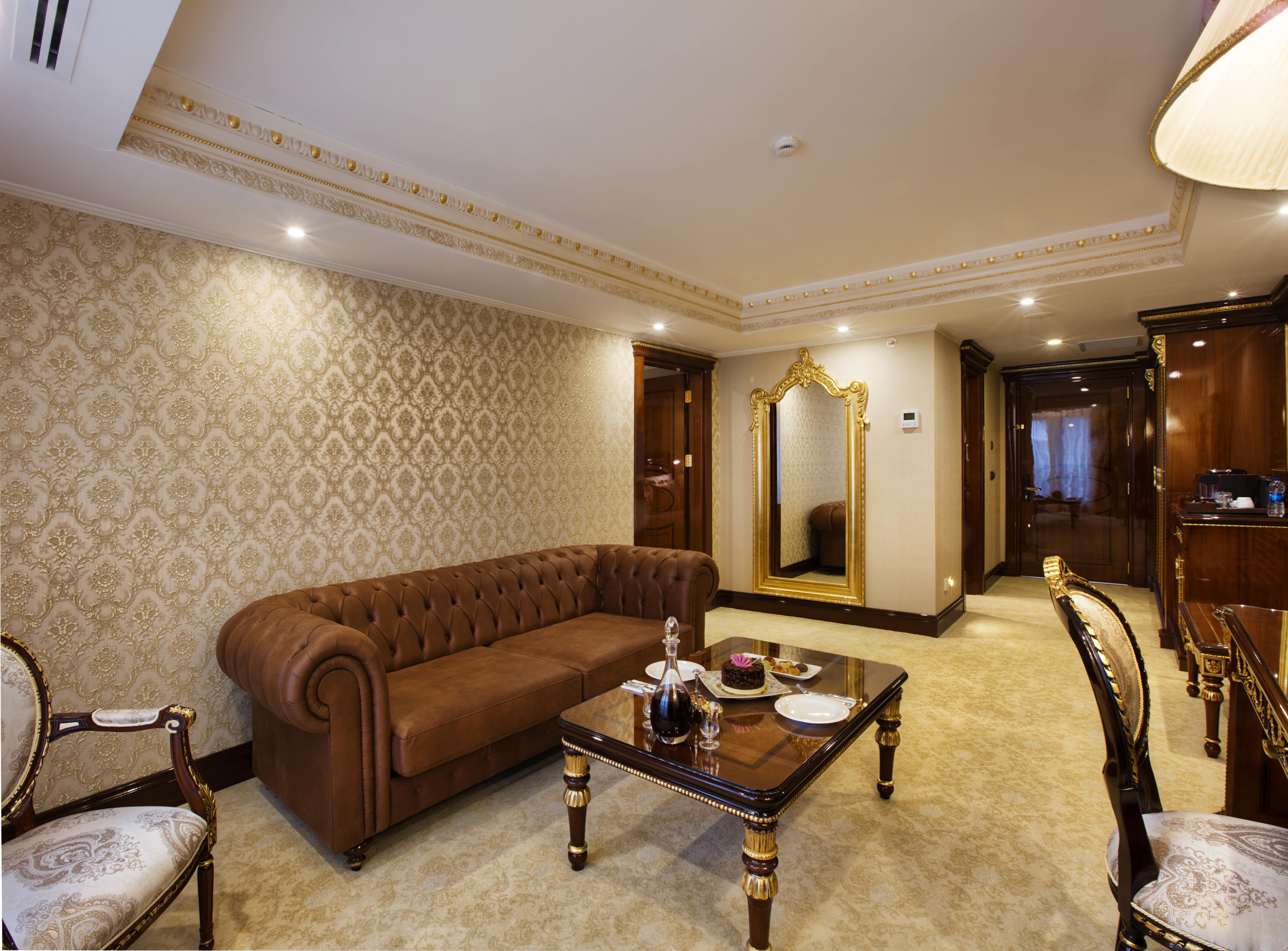 Ottoman'S Life Hotel Deluxe Istanbul Ngoại thất bức ảnh A suite at the hotel