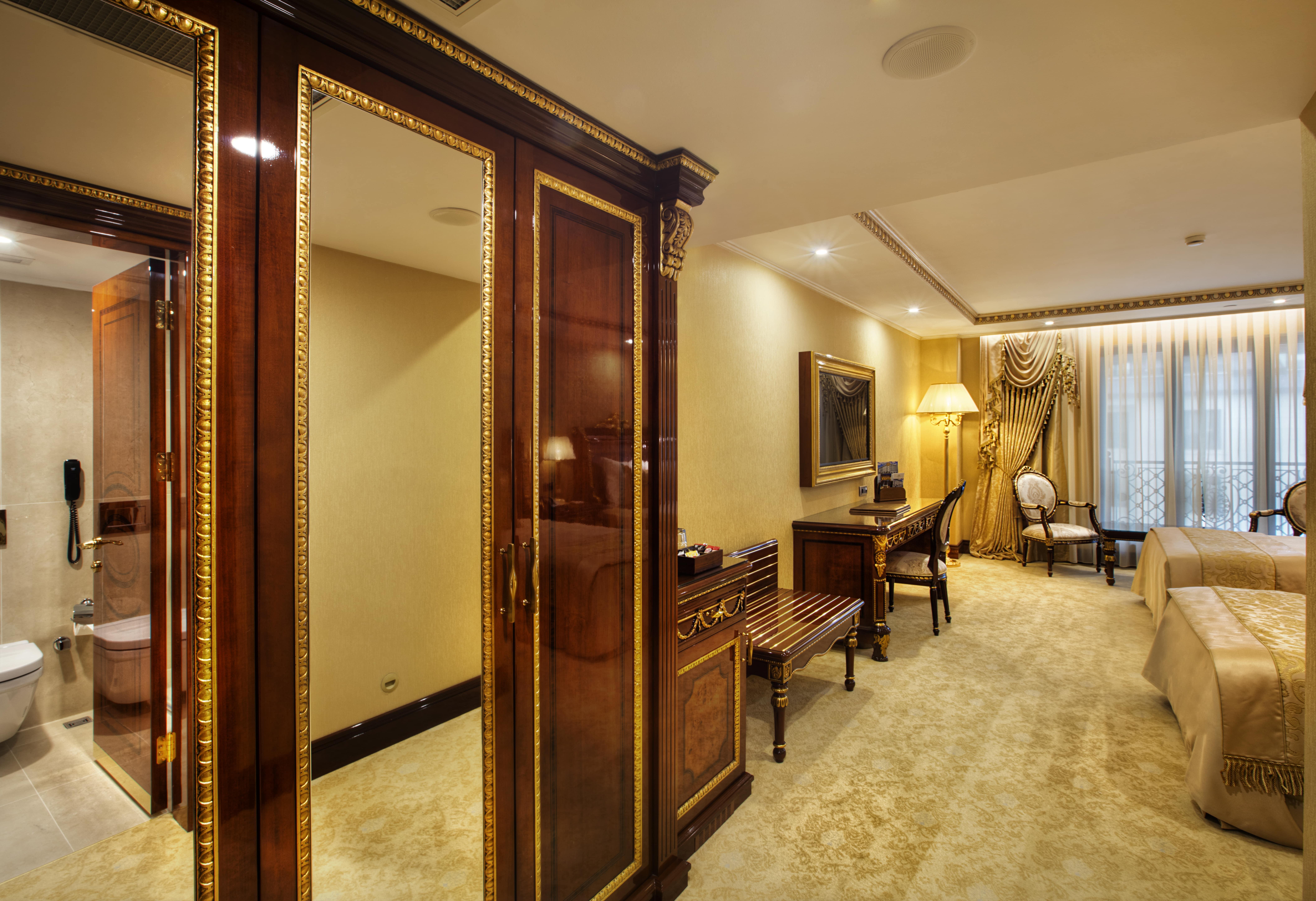 Ottoman'S Life Hotel Deluxe Istanbul Ngoại thất bức ảnh Suite at the hotel