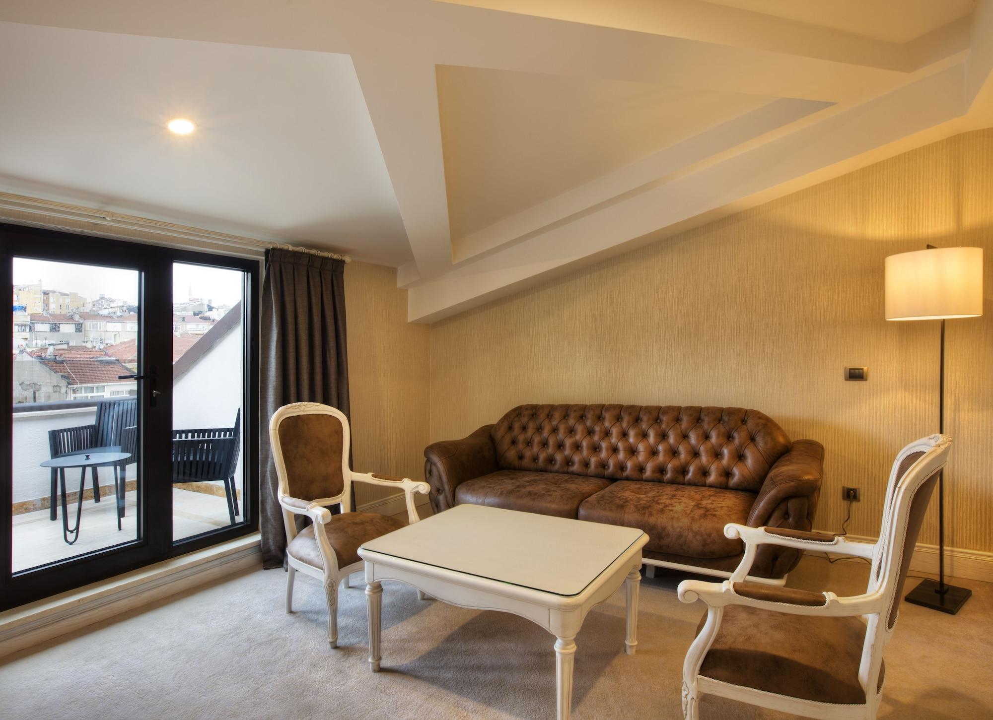 Ottoman'S Life Hotel Deluxe Istanbul Ngoại thất bức ảnh A suite at the hotel