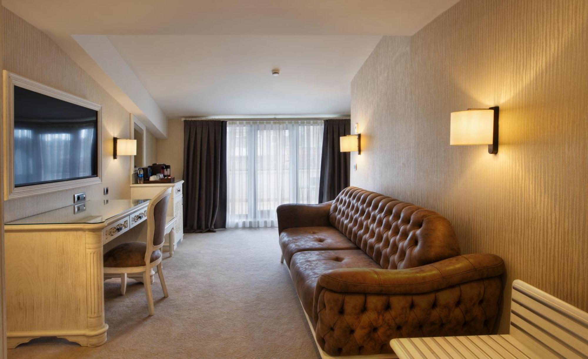 Ottoman'S Life Hotel Deluxe Istanbul Ngoại thất bức ảnh A suite at the hotel